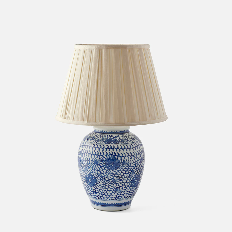 Blue and White Decorated Chrysanthemum Table Lamp